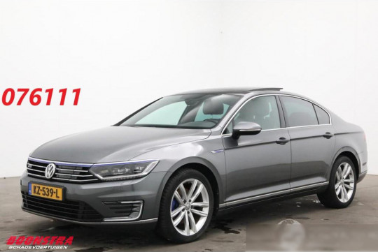 Volkswagen Passat, 2016