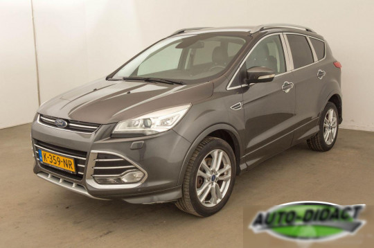 Ford Kuga, 2015