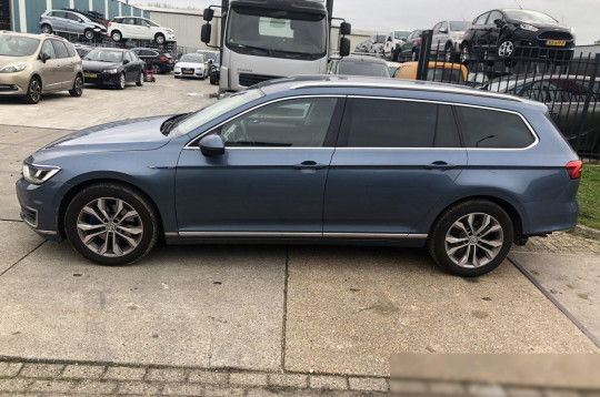 Volkswagen Passat, 2015