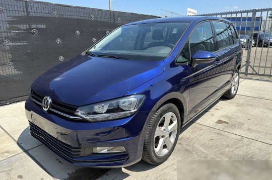 Volkswagen Touran, 2016