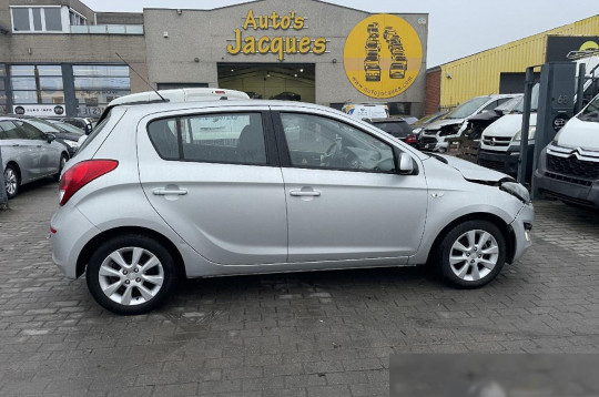 Hyundai i20, 2013