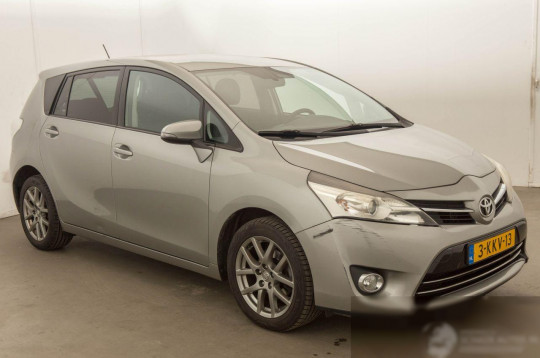 Toyota Verso, 2013