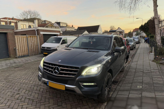 Mercedes-Benz ML, 2015