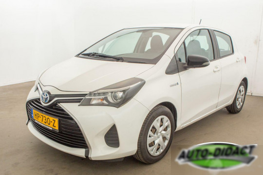 Toyota Yaris, 2015