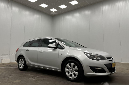 Opel Astra, 2015