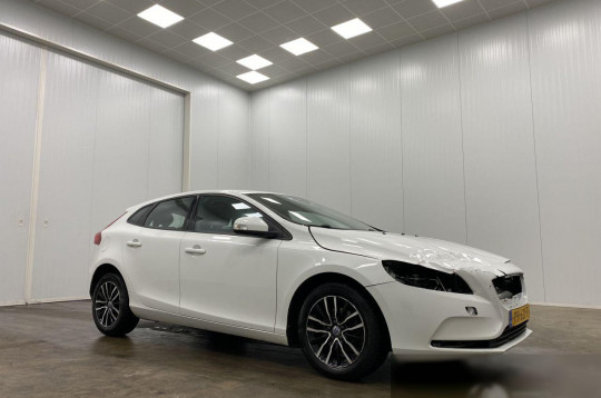 Volvo V40, 2017