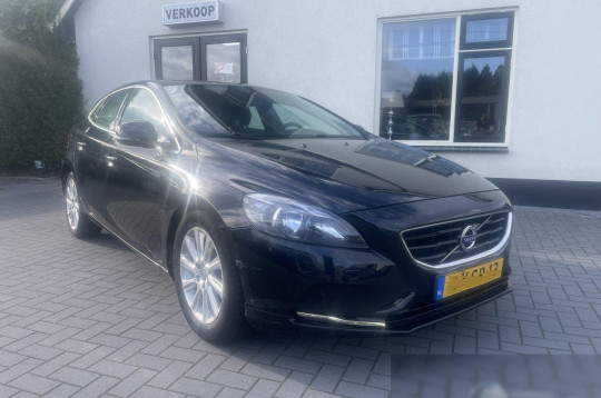 Volvo V40, 2013