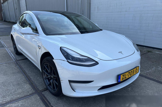 Tesla Model 3, 2019