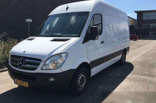 Mercedes-Benz Sprinter, 2013