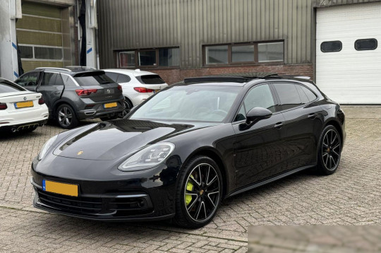 Porsche Panamera, 2018