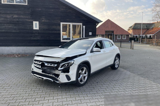 Mercedes-Benz GLA, 2017