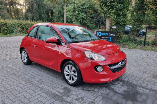 Opel Adam, 2015