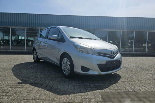 Toyota Yaris, 2013