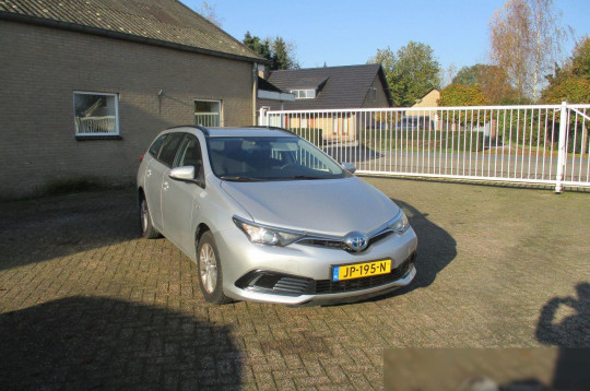 Toyota Auris, 2016