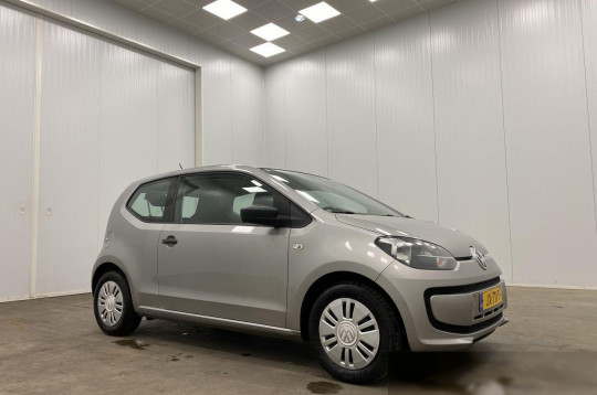 Volkswagen Up!, 2016