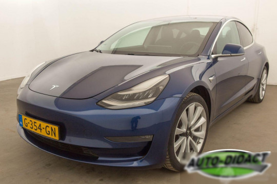 Tesla Model 3, 2019