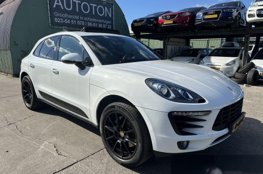 Porsche Macan, 2014