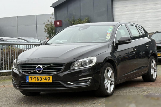 Volvo V60, 2014