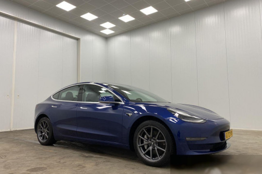 Tesla Model 3, 2019