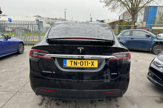 Tesla Model X, 2018