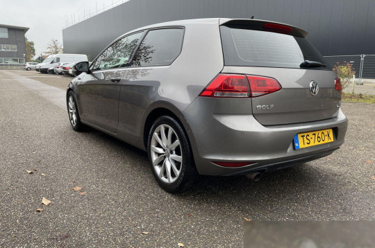 Volkswagen Golf, 2015