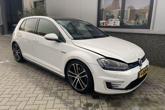 Volkswagen Golf, 2015