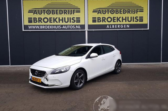 Volvo V40, 2013