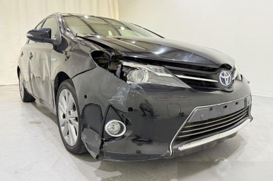 Toyota Auris, 2013