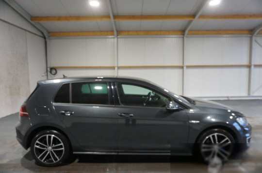 Volkswagen Golf, 2015