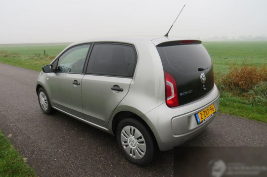 Volkswagen Up!, 2015