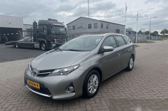 Toyota Auris, 2015