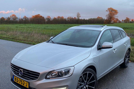 Volvo V60, 2016