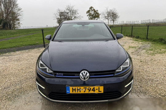 Volkswagen Golf, 2015