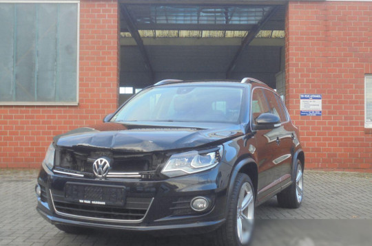 Volkswagen Tiguan, 2015