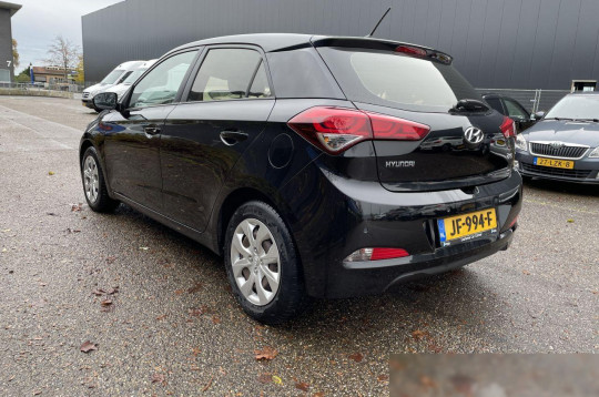 Hyundai i20, 2015