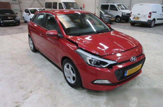 Hyundai i20, 2015