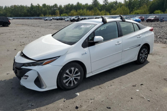 Toyota Prius Prime, 2021