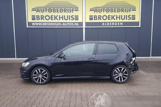 Volkswagen Golf, 2015