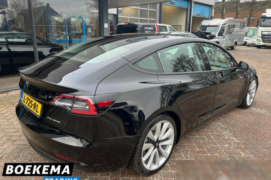 Tesla Model 3, 2020