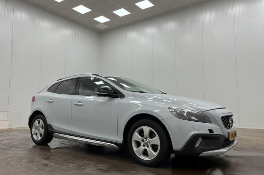 Volvo V40, 2013