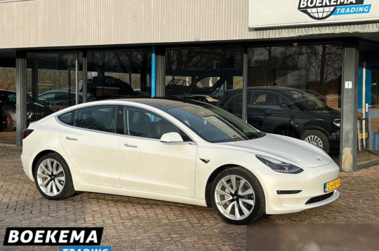 Tesla Model 3, 2019