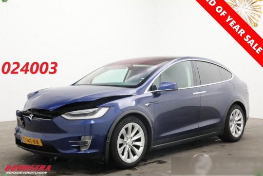 Tesla Model X, 2017